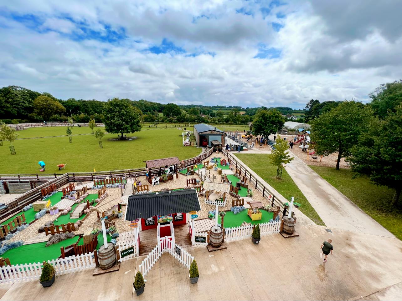 cefn-mably-farm-park