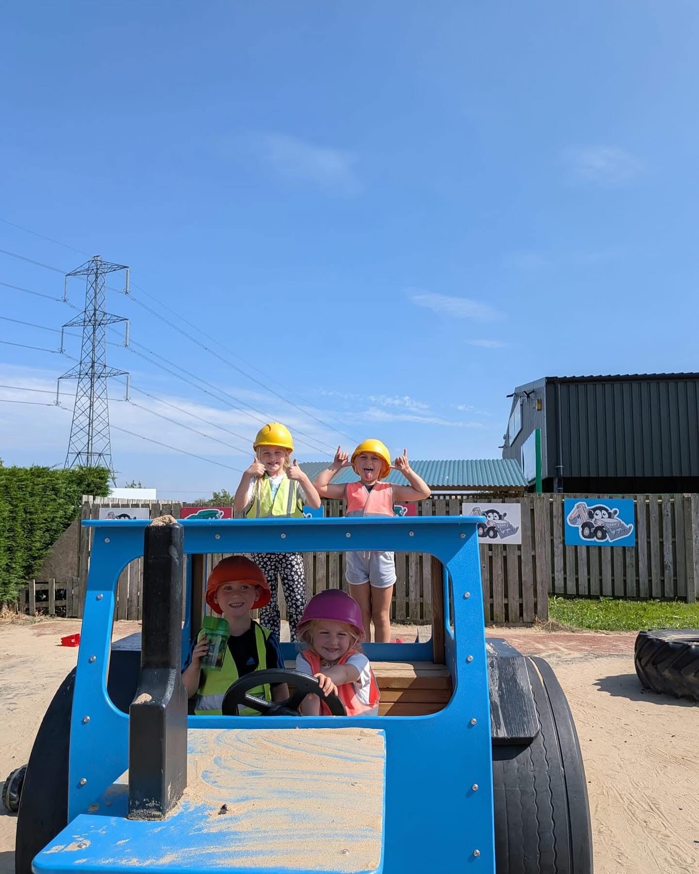 ash-end-house-childrens-farm