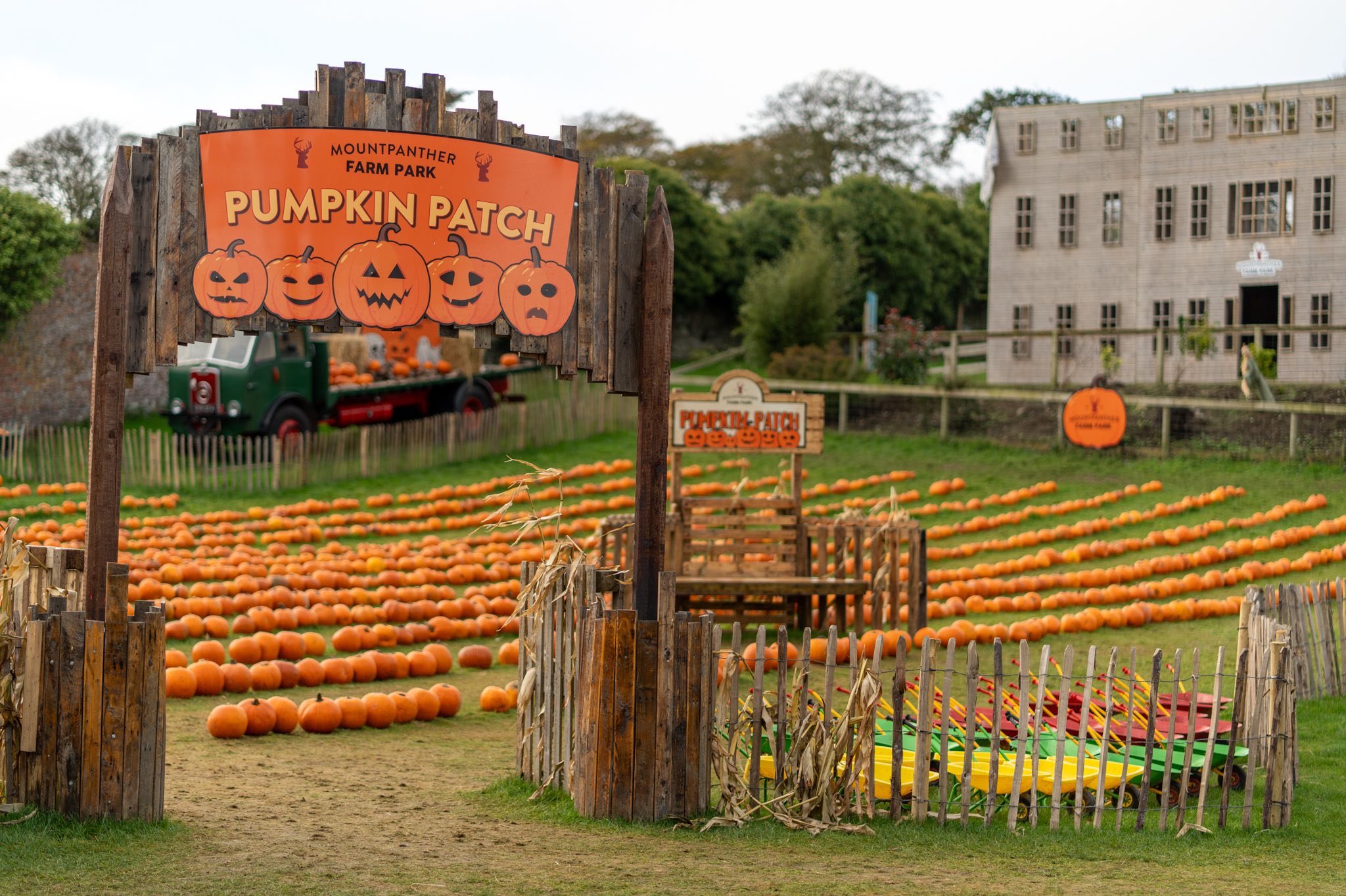 mountpanther-farm-park